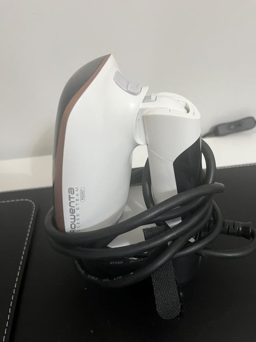 Ferro a vapor rowenta