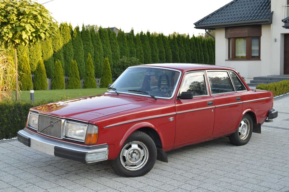 Volvo 244