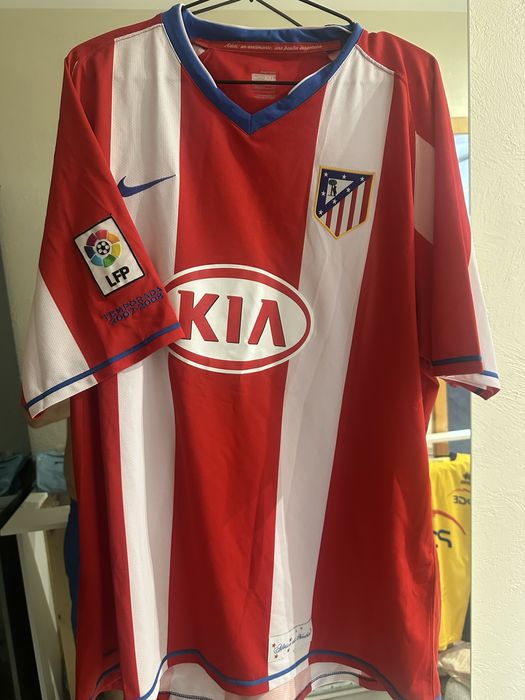 Koszulka Diego Forlan wraz z autugrafem .