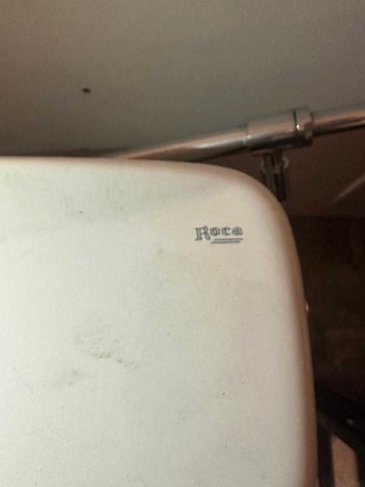 Sanitários Roca & Sanitas - WC + Bidé