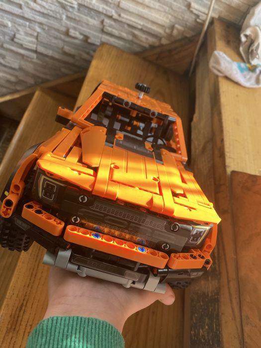 Lego Technic Ford F-150 Raptor