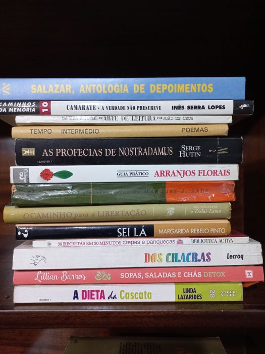 Vendo Livros diversos