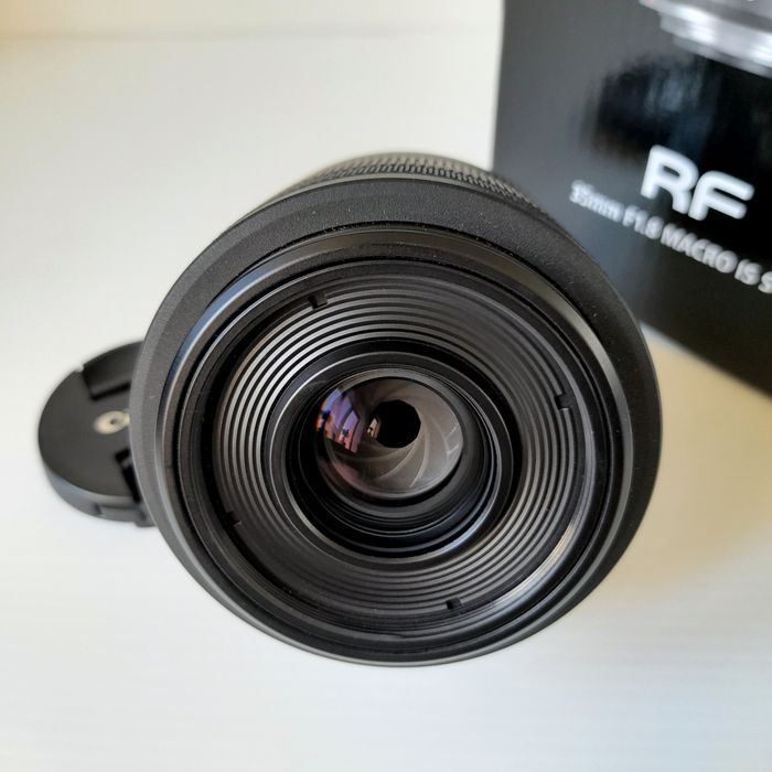 Canon RF 35mm f1.8 Macro IS STM (nova/Set2026)