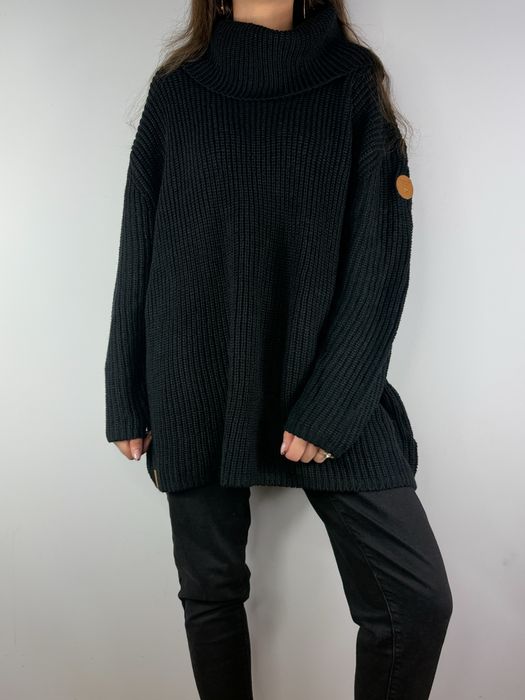 Czarny sweter golf z szerokim golfem Bonprix rozmiar 52/54