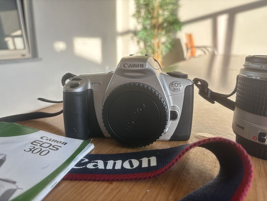 Maquina fotografica Canon eos 300