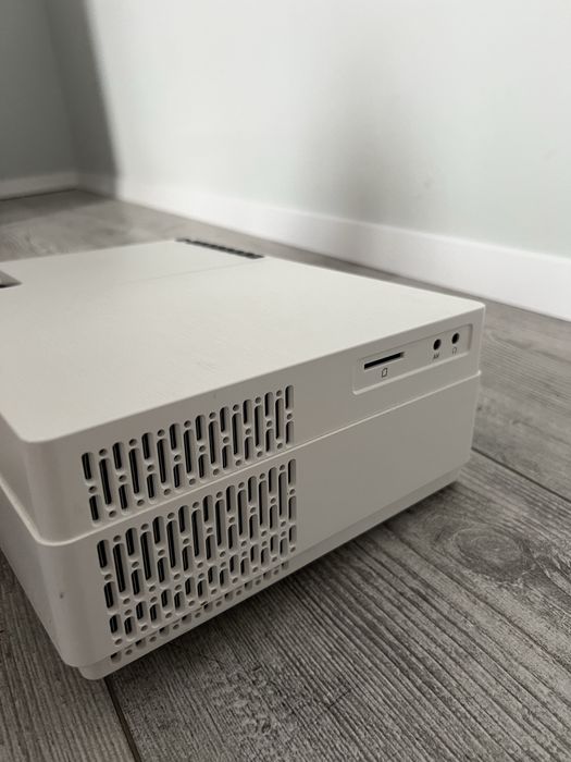 Проектор TouYinger M18 Plus