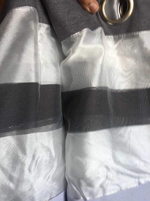 Cortinados translúcidos e opacos