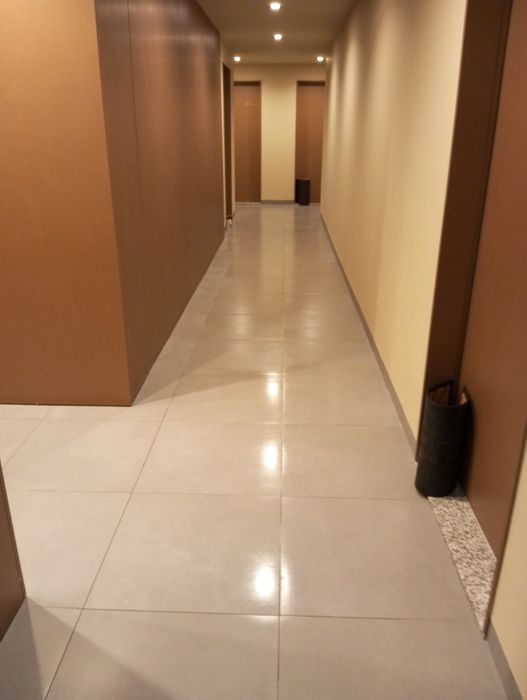 Limpeza a todo tipo de habitação escritório e condomínio