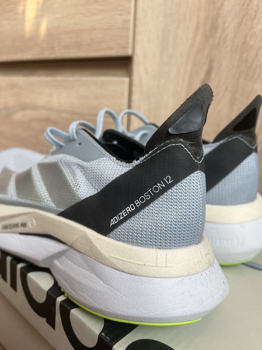 Бігові Кросівки Adidas Adizero Boston 12