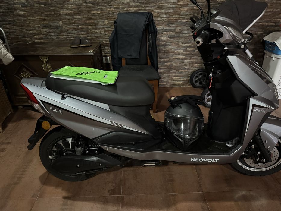 Mala e suporte para motas