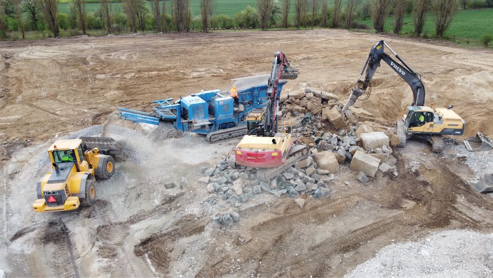 Kruszenie Gruzu, Usługi Sprzętowe, Kruszarka, Wyburzenia, Rozbiórki