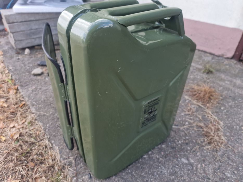 Kanister upominek zielony khaki 20 l