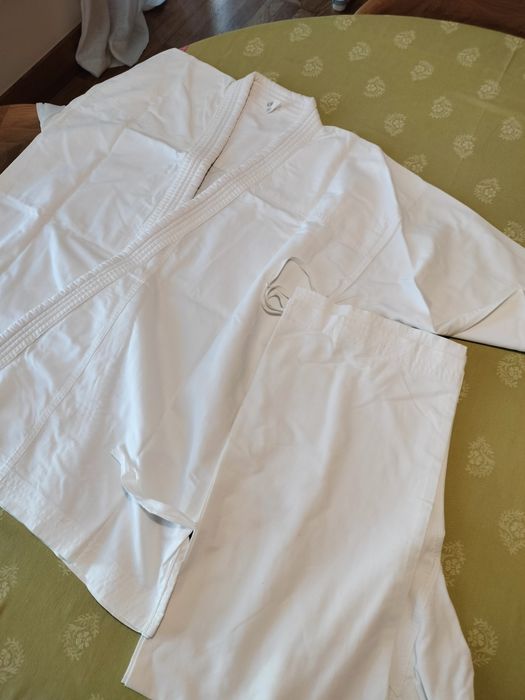 Kimono de karate ,cintos e luva Anos 80