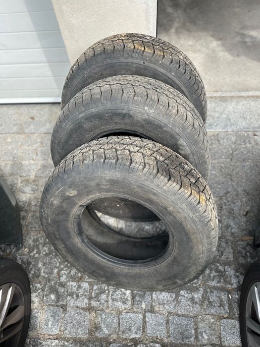 Pneus Radial A/T 265/70 R15