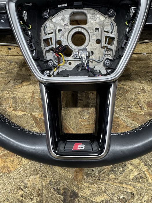 Руль S Line підігрів Audi E Tron / A6 C8 / A7 подогрев кермо