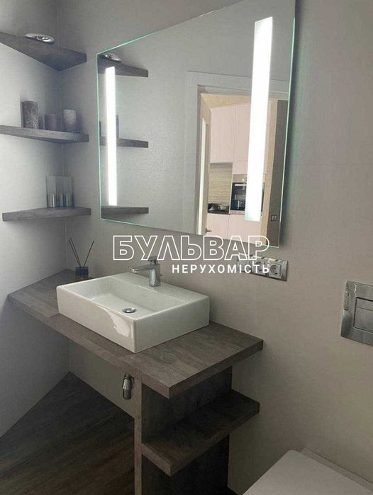 Продам 3 к.кв Центр, ул. Культуры 22, Авантаж м. Научная