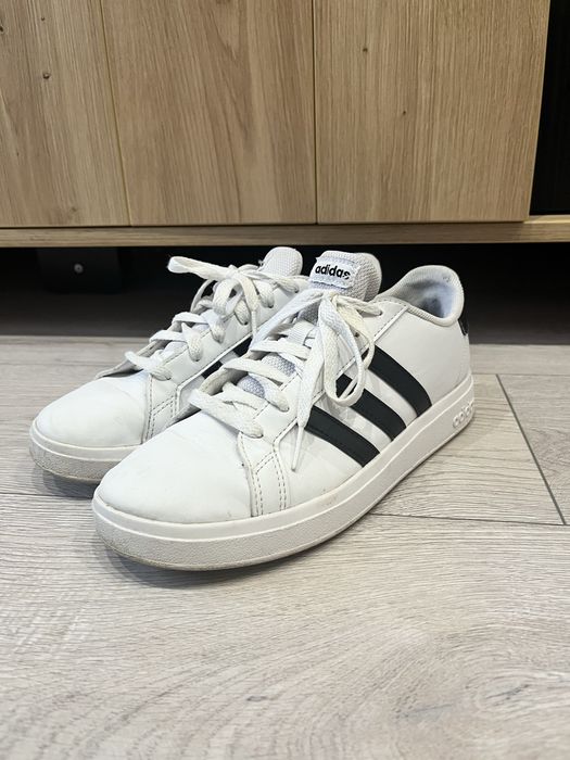 Buty Adidas rozmiar 38 stan bardzo dobry