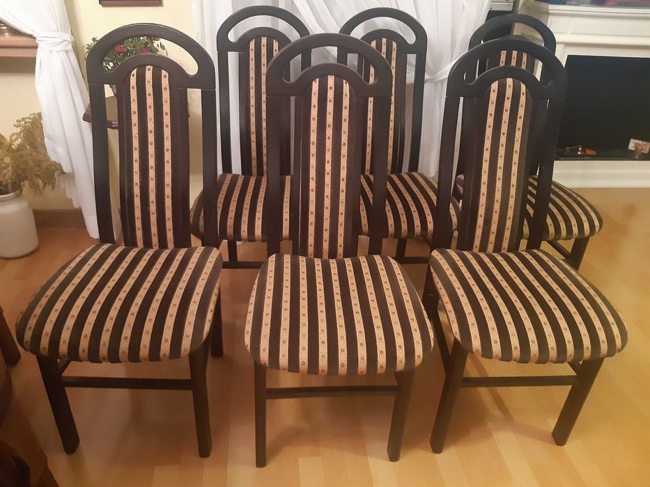 6 krzeseł brąz w bardzo dobrym stanie