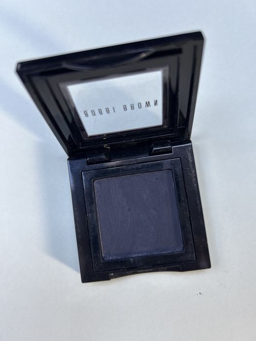 Bobbi Brown cien do powiek granatowy do kresek navy