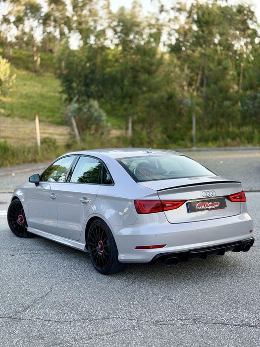 Audi A3 Limousine 1.6 TDI S-LINE kit RS3