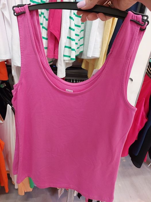 Футболка рожева жіноча С нова FsF