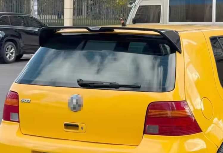 Спойлер Oettinger стиль чорний глянець VW Golf 4 хетчбек / ABS пластик
