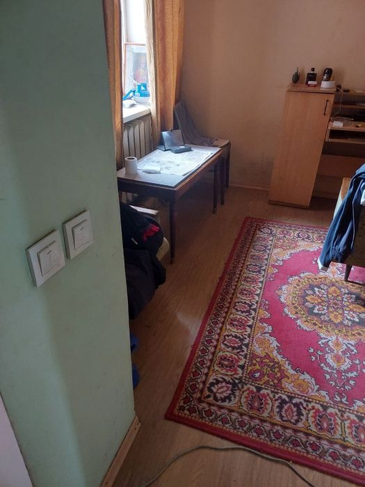 Здається невеликий  будинок  Космос  МОЖНА ВІЙСЬКОВИМ