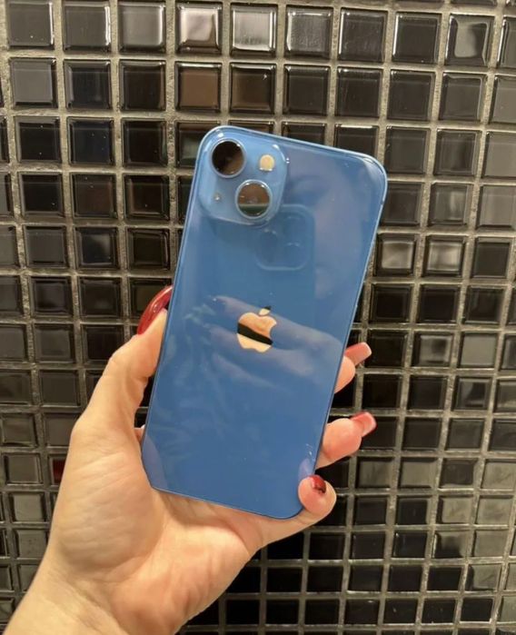 iPhone 13 128gb идеал.