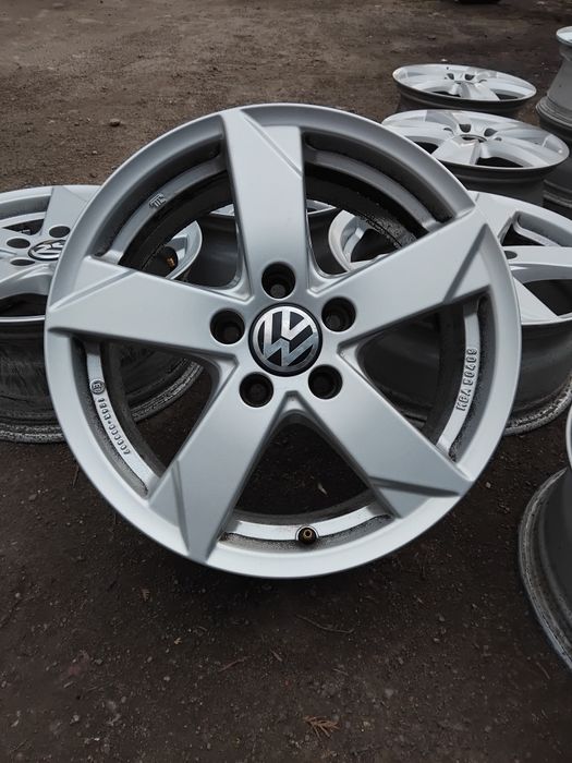 Felgi 16 5x112 Vw Golf Touran Caddy Passat T-Roc Caddy