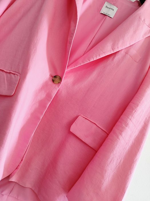 damska różowa lniana marynarka oversize Bershka