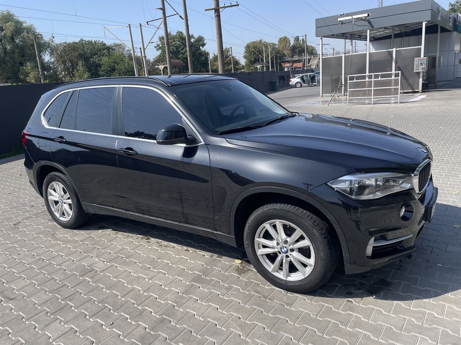 BMW X5 2015 VIN WBALS010500S32452 фото оголошення 2 з 7