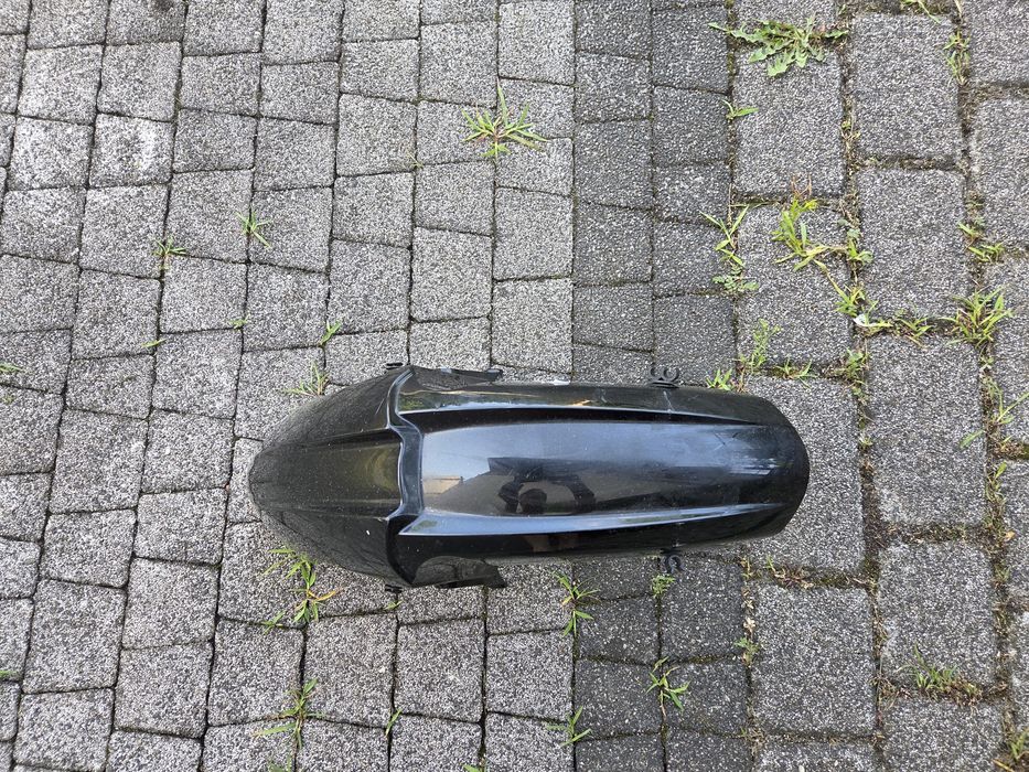 Blotnik stelaz pod licznik lampe Triumph Tiger 800