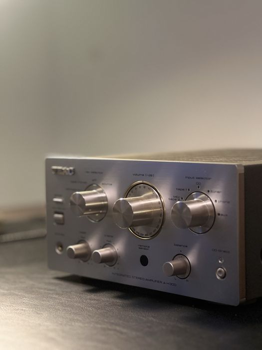 Wzmacniacz Stereo Teac A-H300