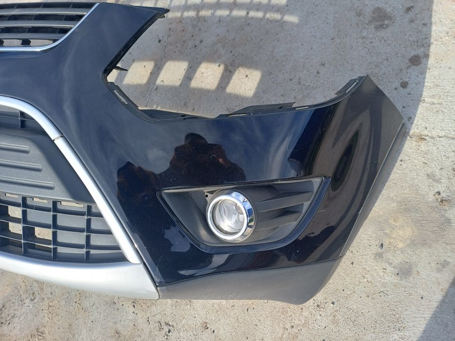 Zderzak przedni Ford Kuga Mk 1 kolor F8-czarny