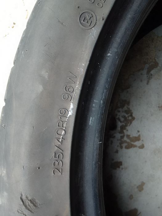 4 Opony letnie 235/40r19 HANKOOK 2022r