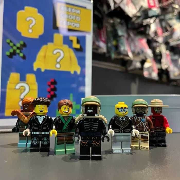 Фігурка Lego Різні Серії Тулуб Голова Ноги  На Голову Лего Асортимент
