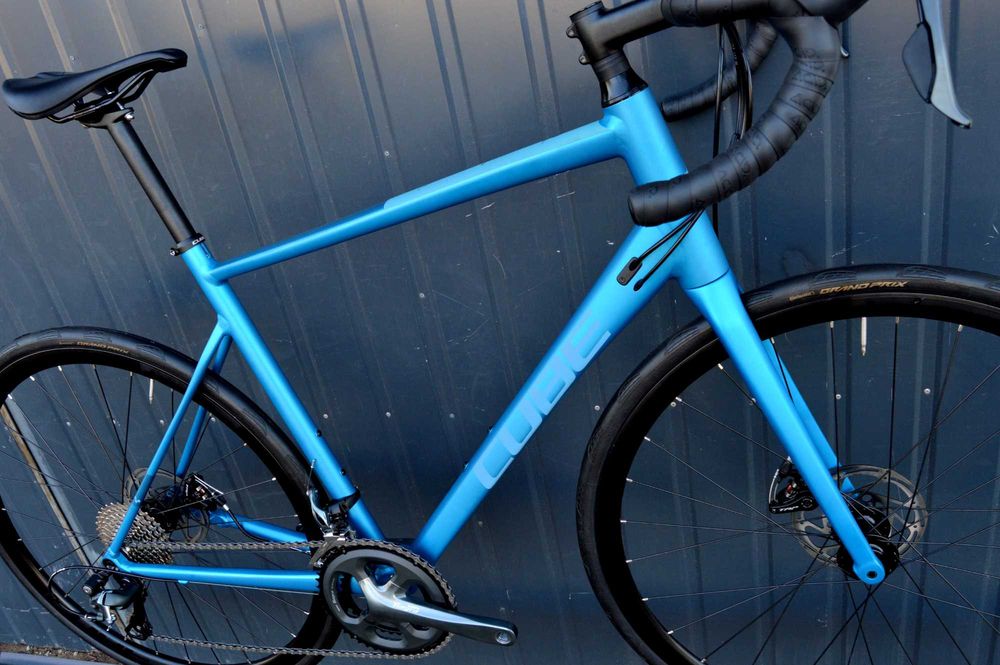 FV23 komfortowy Cube Attain Race L Disc Tiagra 2x10 endurance Road+