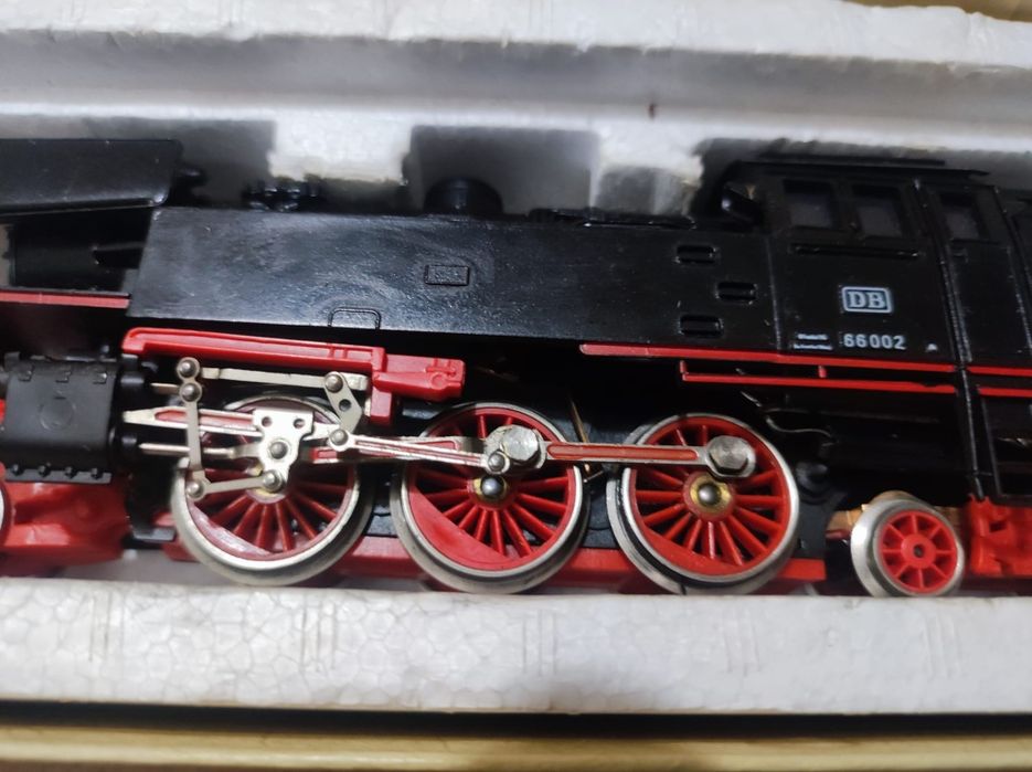 Lokomotywa kolekcjonerska parowóz H0 Piko sprawna stan bdb