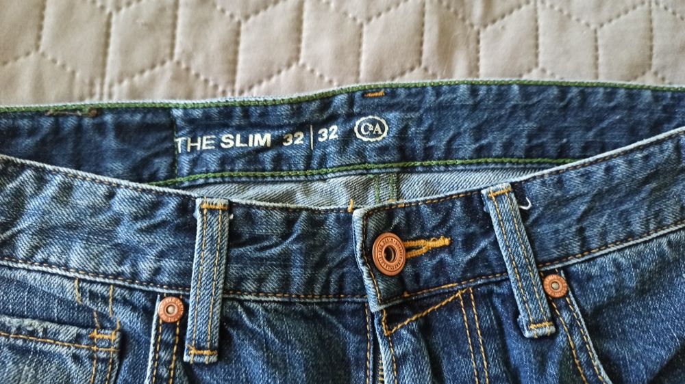 Чоловічі фірмові джинси 32/32