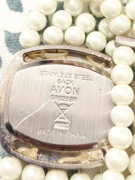 Relógio avon original com pérolas