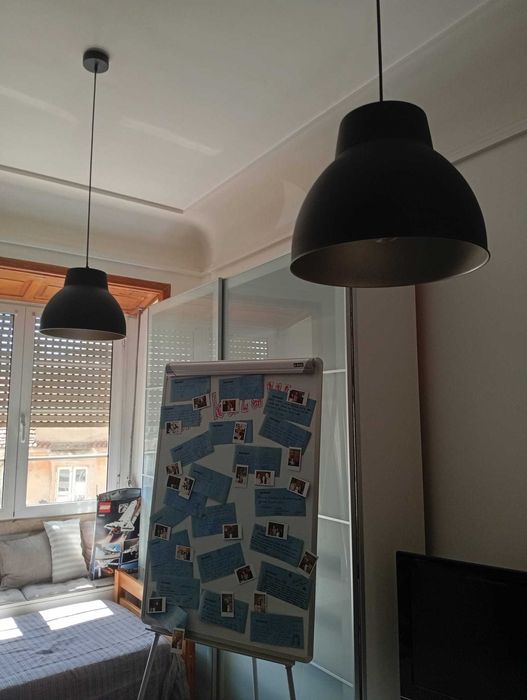 Candeeiros de suspensão em metal pretos