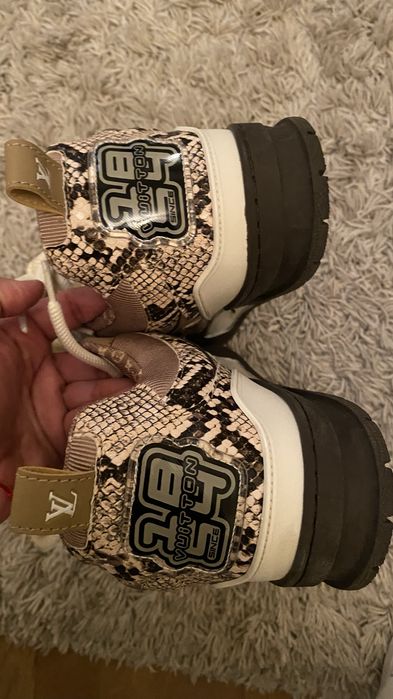 Tenis Lv bege homem 42