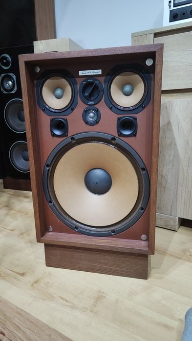 2x Kenwood Kl777