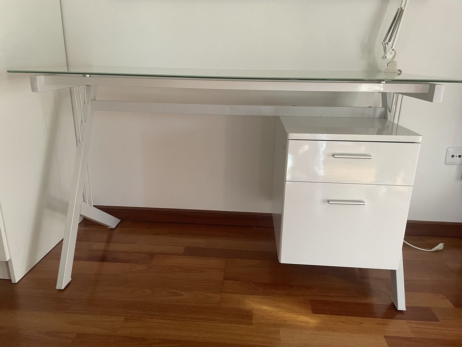 Secretaria Vidro Temperado