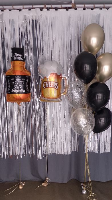 Надув кульок гелієм