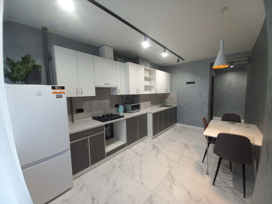 Оренда 1к Виставка. Вул. Свободи.