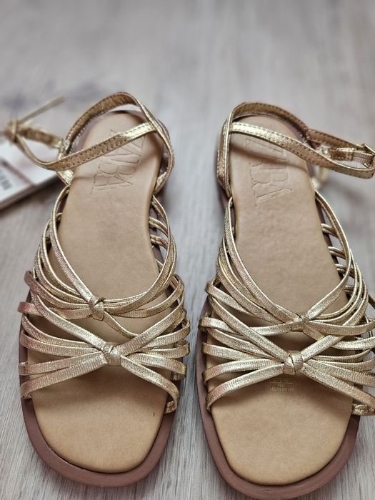Zara босоніжки сандалі для дівчинки