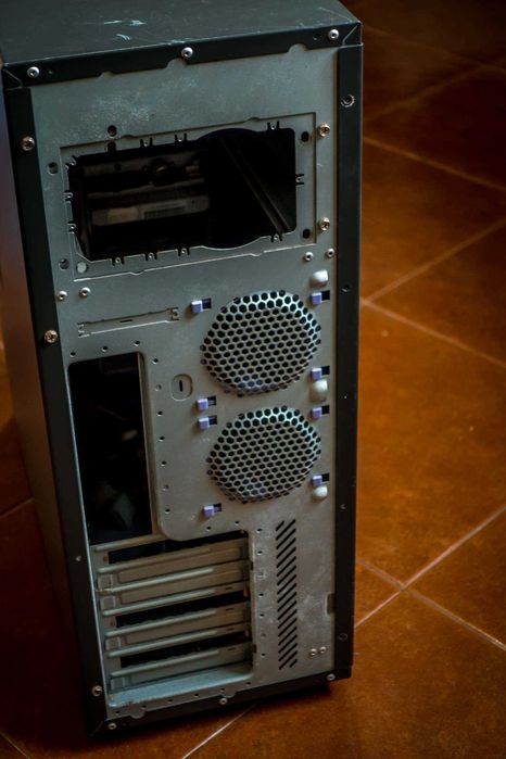 Chieftec PC Tower429593022621306881
