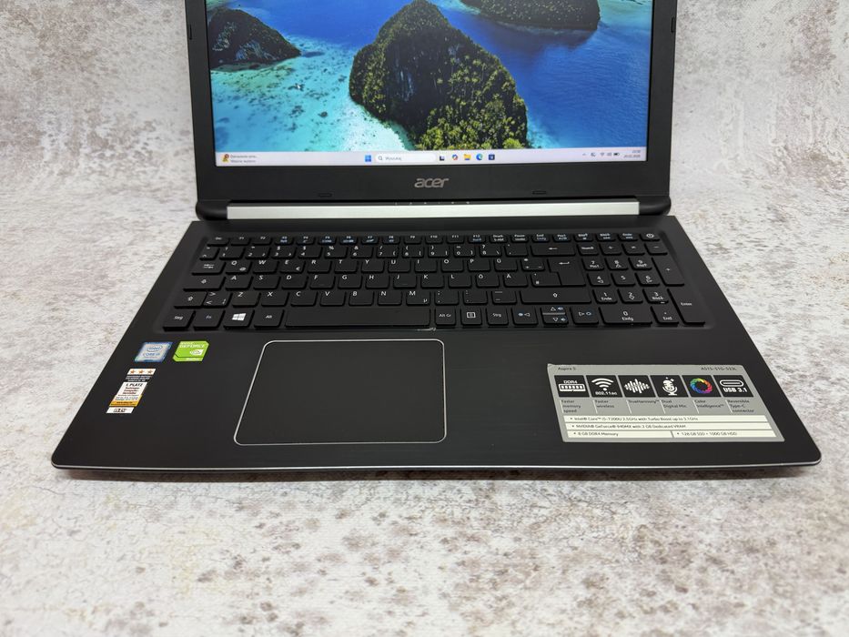 Acer Aspire / i5 7200u / 8GB DDR4 / 128SSD + 1TB/ 940MX 2GB / 15.6 FHD