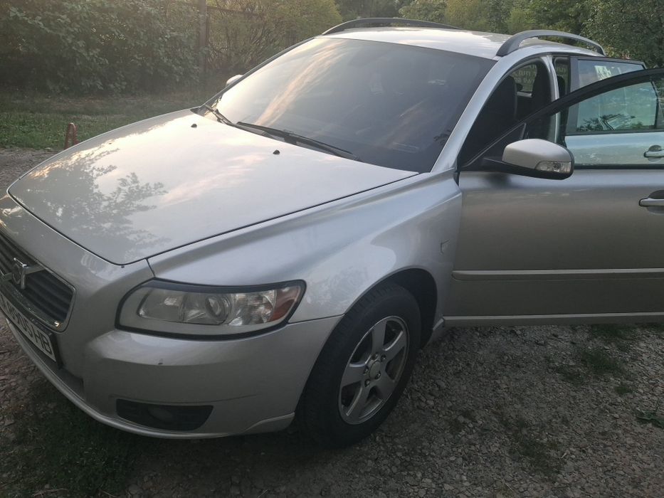 Volvo V50 2008 VIN YV1MW765282411142 фото оголошення 2 з 8